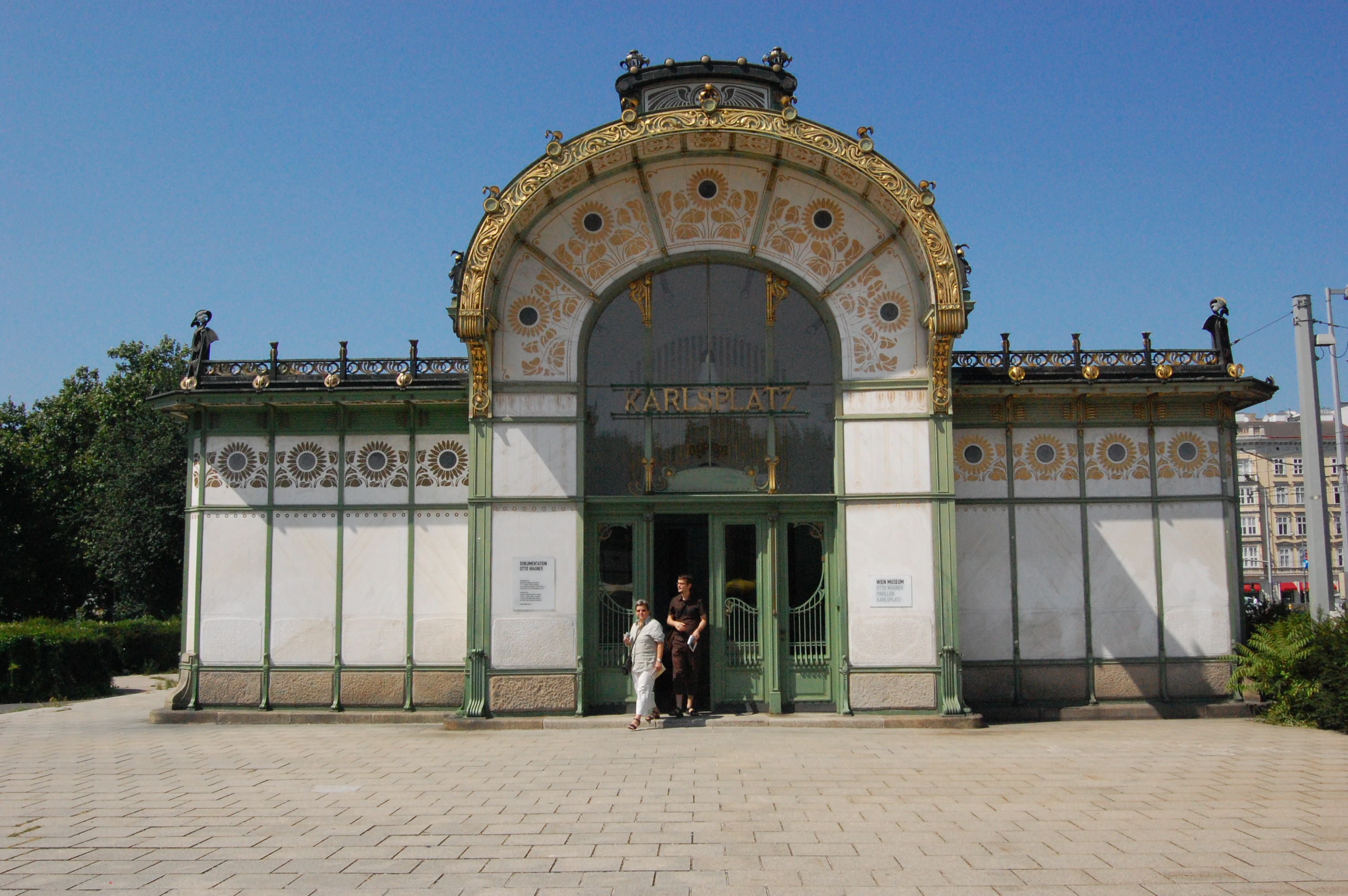 La Estación de Metro de la Karlsplatz, un hito de Viena 